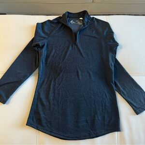 Woman long sleeve pullover